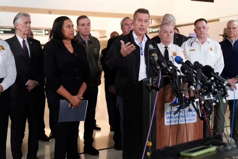 Pentagon and FAA can’t seem to get on same page over air safety