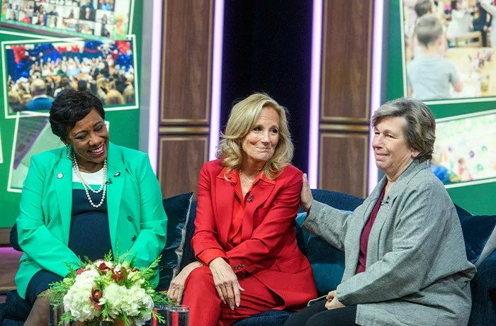 Teachers unions are eager to shut down schools again