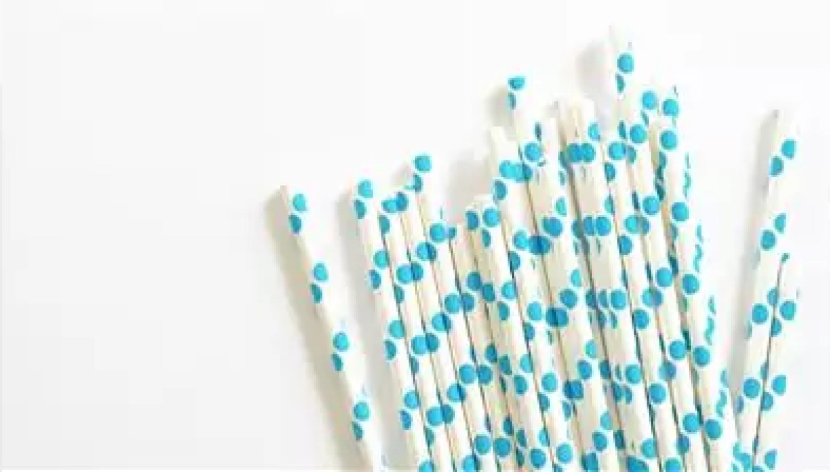 Paper Straw Sign Trump to sign order to end 'push for paper straws'