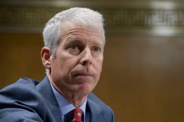 DOE Loan Programs Office poised to lose nearly 60% of staff amid DOGE cuts