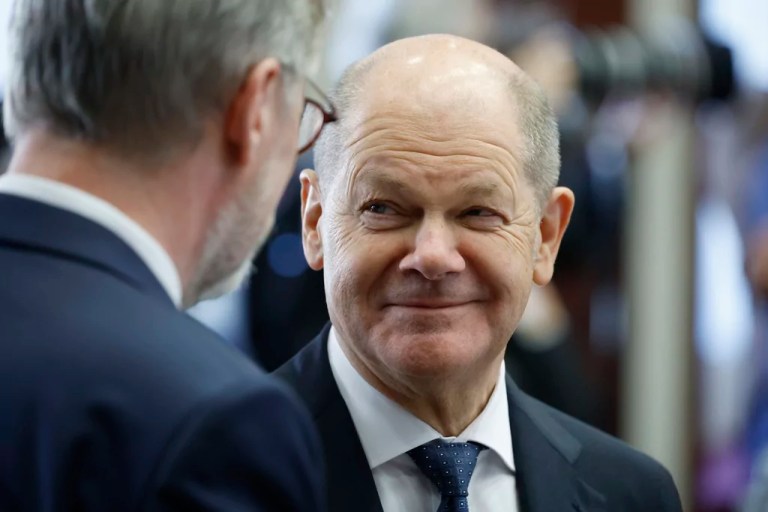EU must ‘make itself respected’ in face of Trump tariffs, European leaders say