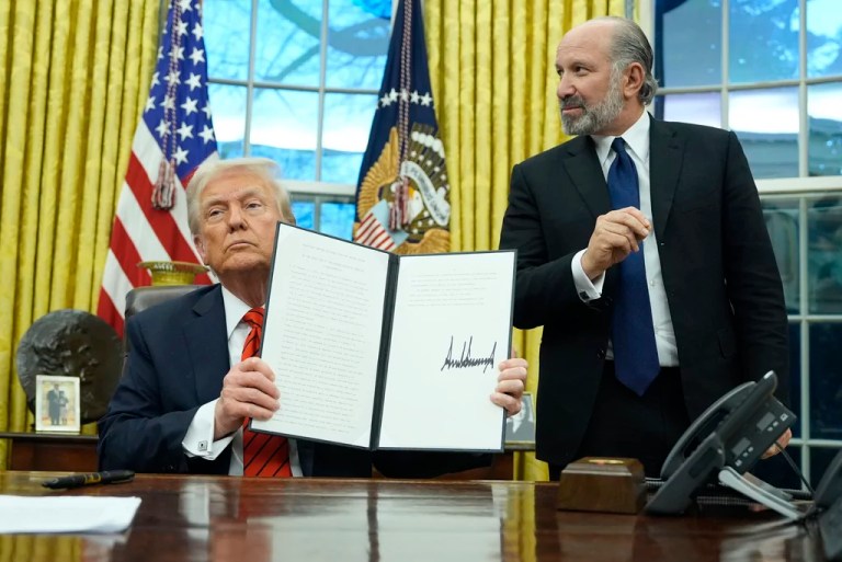 Trump slaps 25% tariffs on steel and aluminum imports