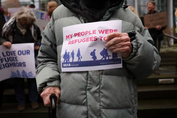 Federal judge blocks Trump’s refugee ban for now