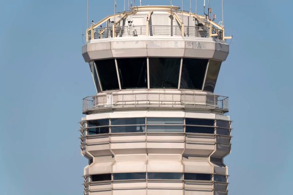 Potomac plane crash caused by pilot and air traffic controller error: Investigation