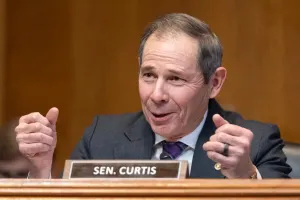 Republican senator calls for Don Jr. and Hunter Biden to be subpoenaed over business dealings