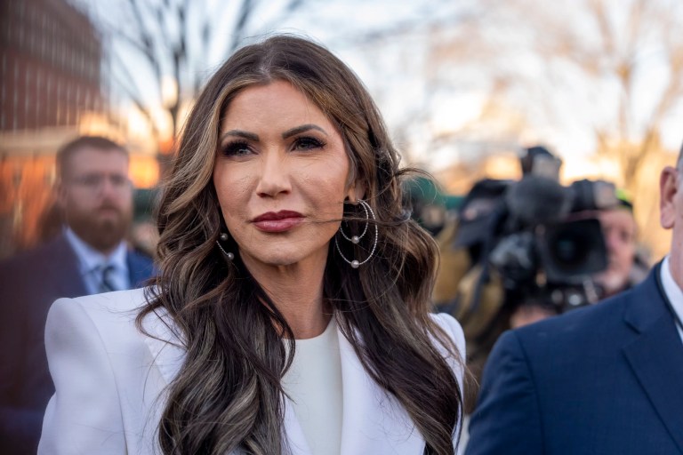 Kristi Noem touts online tools for illegal immigrants to live ‘American dream’
