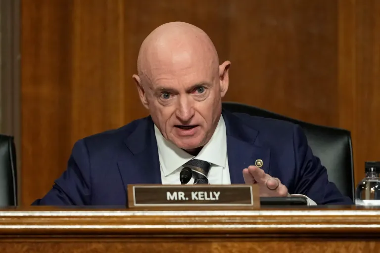 Eric Schmitt says Mark Kelly’s ‘ill-advised’ Ukraine trip won’t help end the war