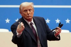 Trump delays tariffs on Mexico for a month in exchange for troops to the border
