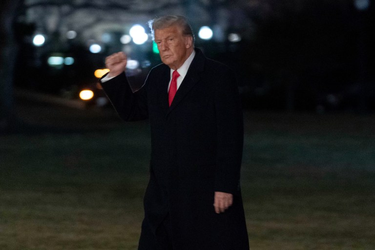 Trump ratchets up trade war with expected steel and aluminum tariffs