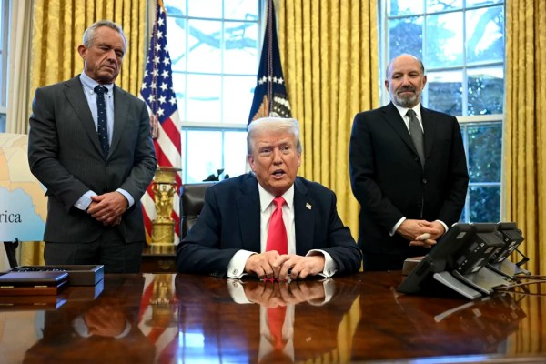 Trump strengthens his own medical transparency rules after enforcement waned under Biden