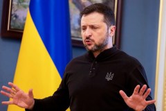 Zelensky spars with Trump after he blames Ukraine for war