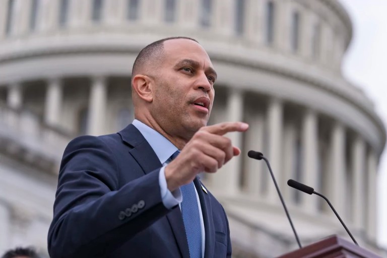 Jeffries claims Trump won’t ‘disorient’ Democrats after House disruptions