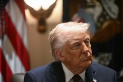 Appeals court denies Trump’s bid to use Alien Enemies Act to deport alleged Venezuelan gang members
