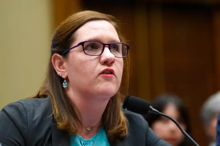 Trump sued by fired Democratic FTC commissioners: ‘Indefensible’