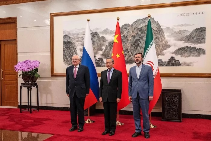 Trump says China agreed not to send weapons to Iran