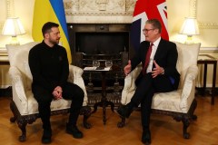 Zelensky meets with British PM Keir Starmer ahead of European defense summit