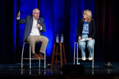 Newsom and Walz have revealing conversation about Democrats’ future