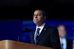 Raja Krishnamoorthi pens letter to Speaker Johnson calling for vote to ban stock trading