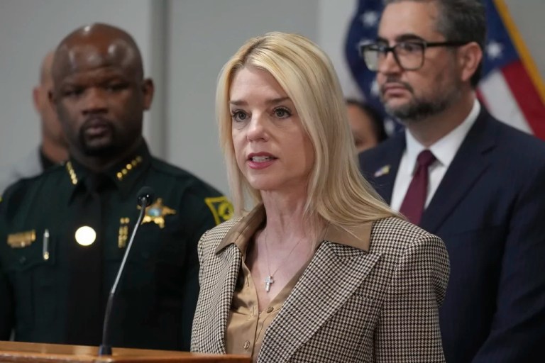 Bipartisan group of lawmakers call on Bondi to fully restore funding for Office on Violence Against Women
