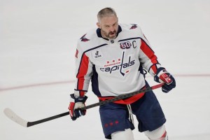 Washington Capitals star Alex Ovechkin appears in pro-Putin ad