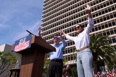 Bernie Sanders & AOC ‘preaching to the choir’ with oligarchy tour: Salena Zito