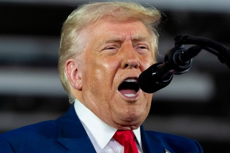 WATCH LIVE: Trump delivers remarks on Investing in America President Donald Trump speaks on his first 100 days at Macomb County Community College Sports Expo Center, Tuesday, April 29, 2025, in Warren, Michigan.