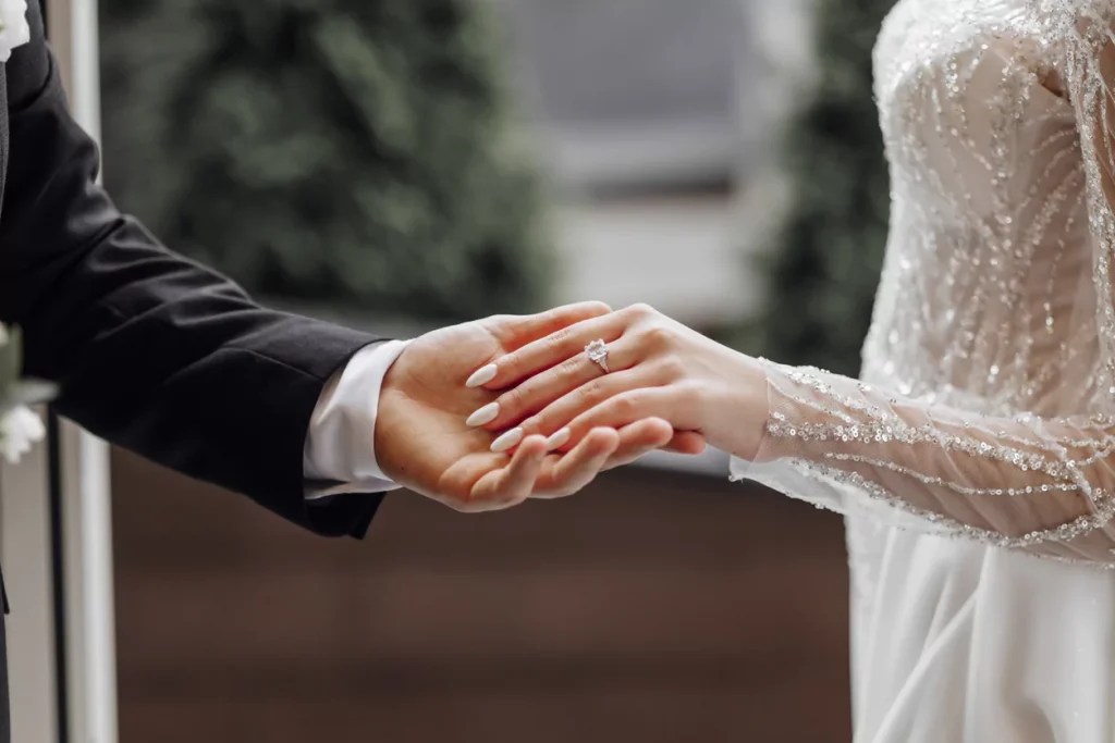 Is the collapse of blue-collar marriage a foregone conclusion?