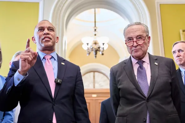 Democrats gear up for anti-Trump PR blitz to mark president’s first 100 days