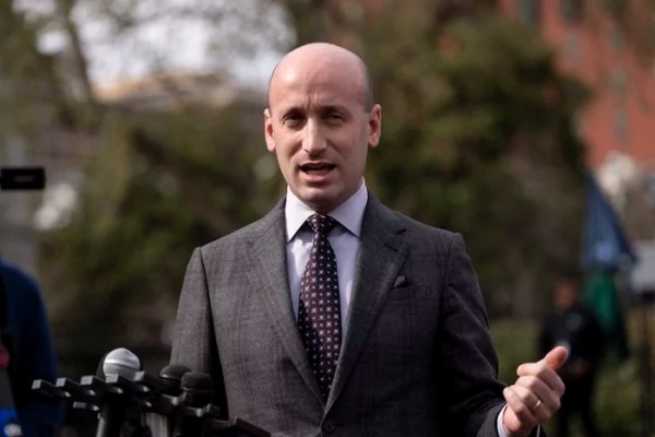 Top Trump adviser says ‘no upper limit’ on deportations to Salvadoran prison