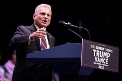 Buddy Carter seeks to punish New Jersey Democrats who entered Newark ICE facility
