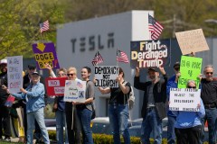 Democrats: Lock Elon Musk up!
