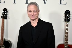 Actor Gary Sinise uses music and Lt. Dan Band to honor service members