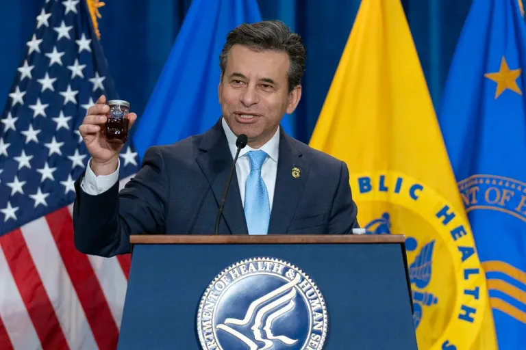Food and Drug Administration (FDA) commissioner Marty Makary speaks during a news conference on the FDA's intent to phase out the use of petroleum-based synthetic dyes in the nation's food supply at the Hubert Humphrey Building Auditorium in Washington, Tuesday, April 22, 2025.