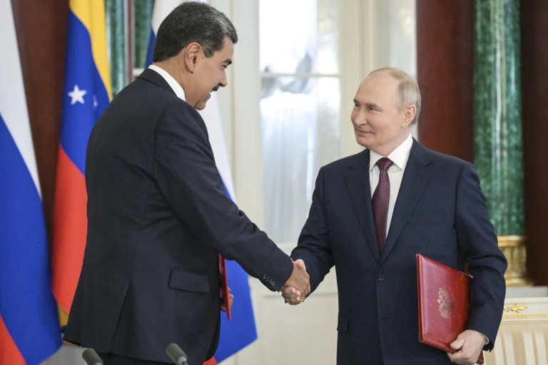 Maduro and Putin sign ‘strategic partnership treaty’ in Moscow