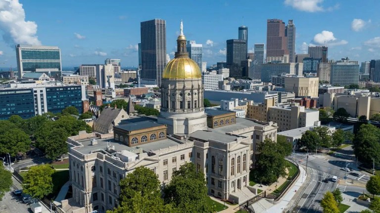 A Tennessee earthquake rattles homes as far away as Atlanta with 4.1 magnitude