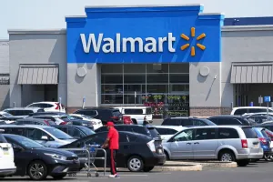 Walmart using billions in Trump tariff refunds to cut prices at stores