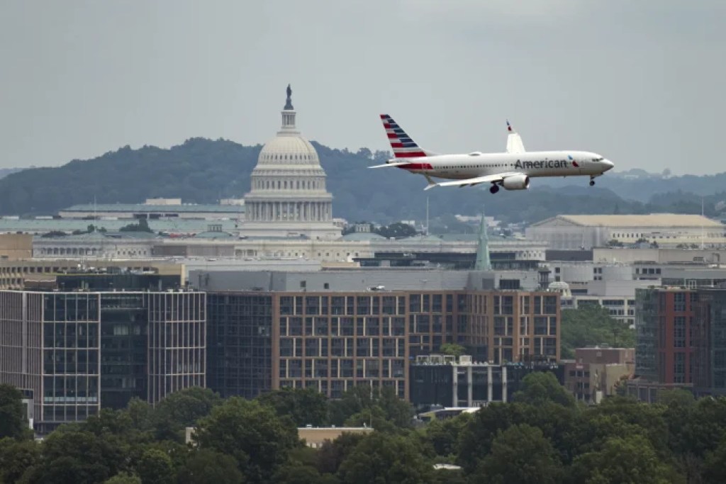 NextImg:Airline industry already showing signs of trouble amid fed shutdown