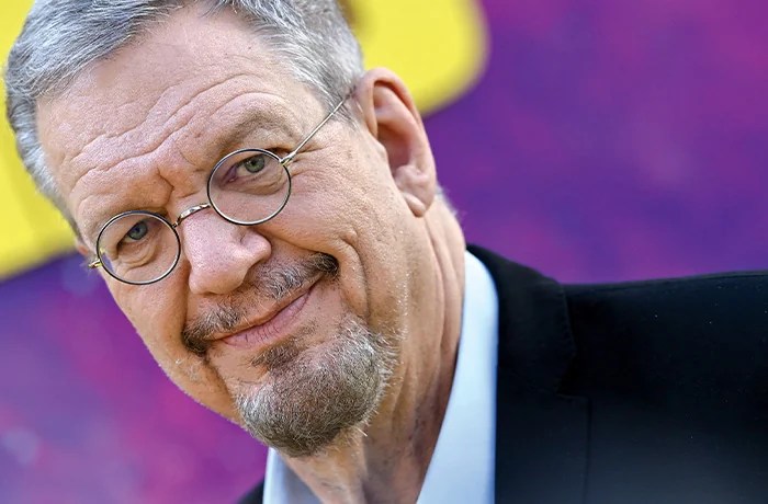 World famous magician Penn Jillette’s semi-autobiographical novel about criminal carnies