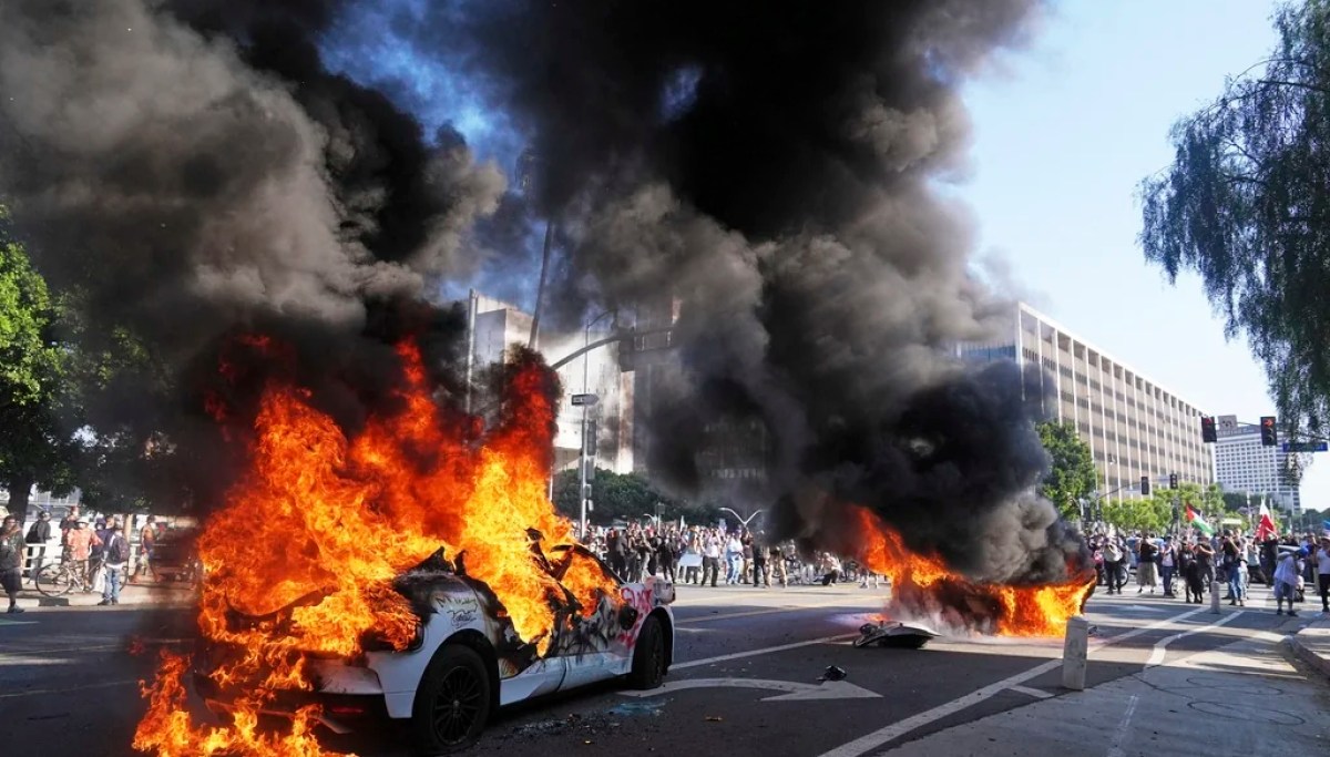 Las Angela's Riot Los Angeles riots — violent disorder organized by the revolutionary Left