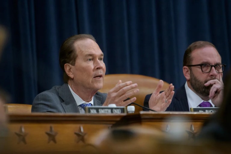 Vern Buchanan introduces bill seeking to reduce diabetes, obesity in military