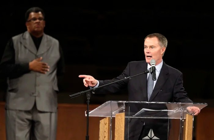 Indianapolis Mayor Joe Hogsett facing increased calls to resign over sexual harassment staff scandal