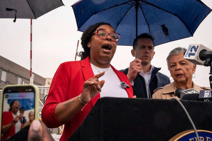 LaMonica McIver escapes House censure with five GOP helpers