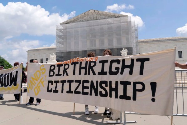 Appeals court questions how to interpret constitutional language for birthright citizenship
