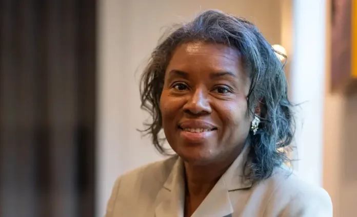 Earle-Sears claims she can keep Virginia red as early voting begins
