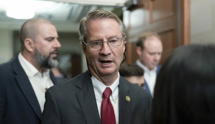 Tim Burchett launches bid to chair DOGE subcommittee