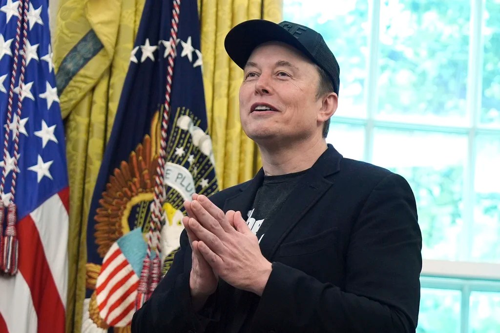 NextImg:Elon Musk calls on AP to change capitalization rule on races