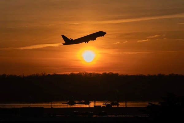 Ted Cruz rolls out bill to prevent midair collisions six months after deadly DC plane crash