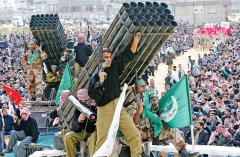 Iran renews nuclear threats