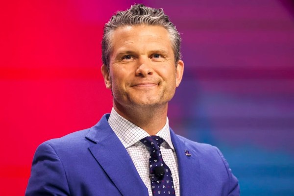 Pentagon dismisses report of anonymous letter criticizing Pete Hegseth