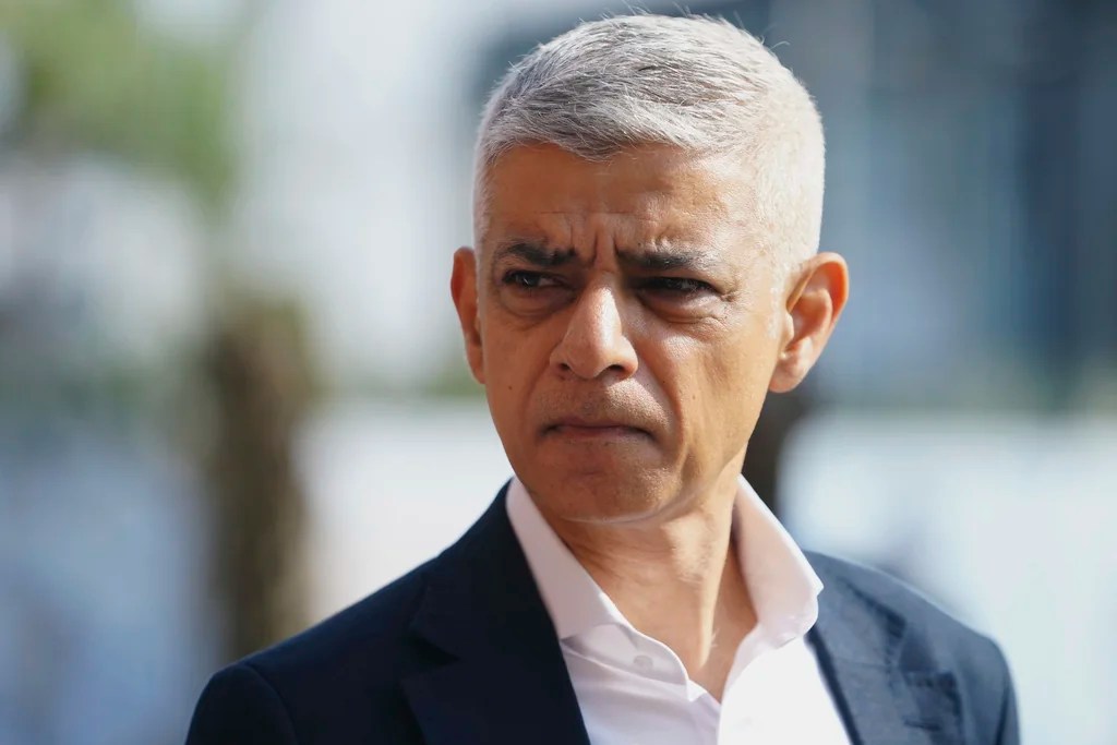 NextImg:London mayor calls Trump 'racist,' 'sexist,' and 'Islamophobic' after president's criticism